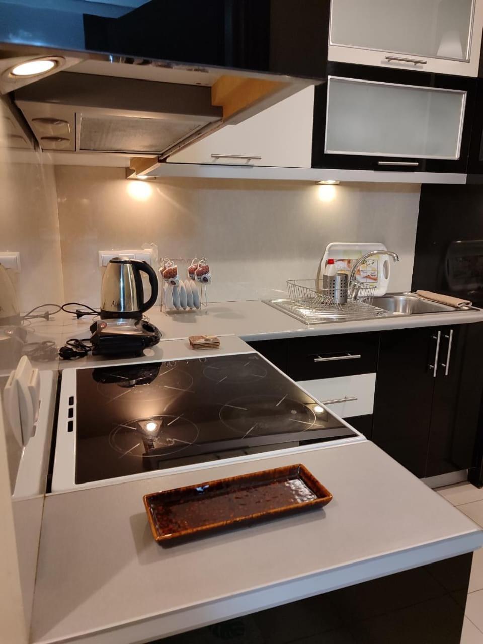 Adam Apartments Саранда Екстер'єр фото